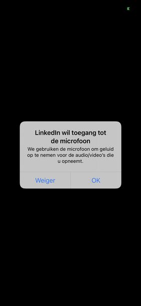 Hoe voeg je een story toe in LinkedIn?